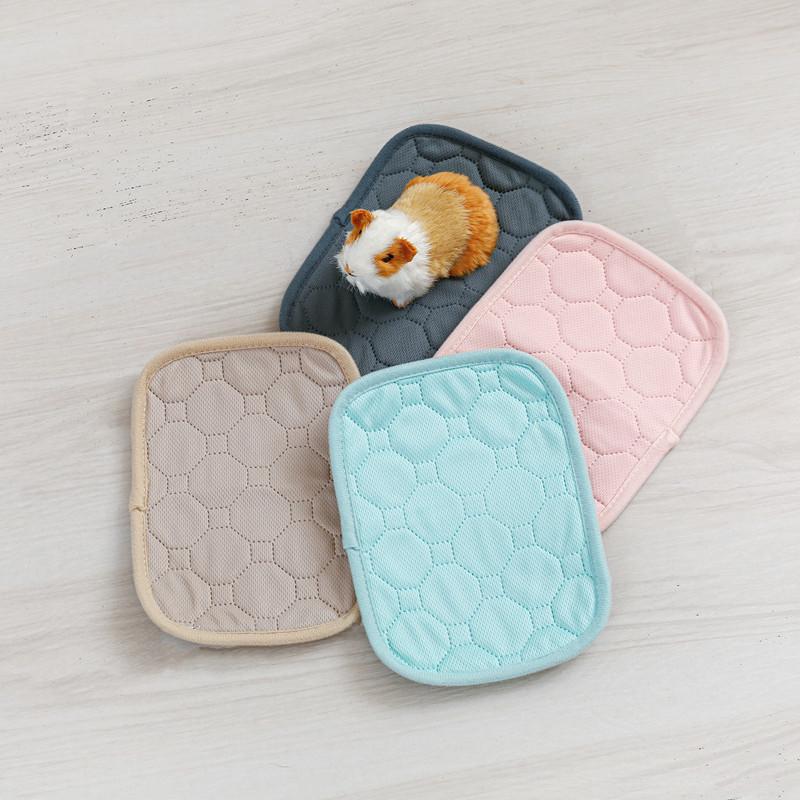 Waterproof Pad Pet Hamster Ant - Hedgehog Bedding Liner recensione e prezzo